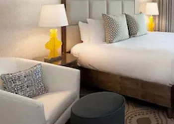 Marina del Rey Hotel hotel thumbnail 6