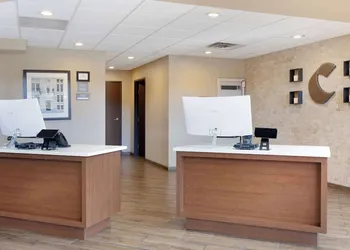Comfort Inn & Suites Wichita Northeast hotel thumbnail 2