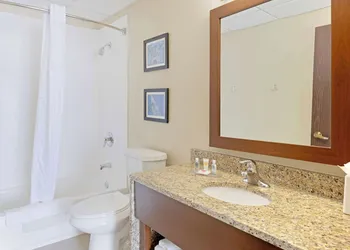 Comfort Inn & Suites Wichita Northeast hotel thumbnail 8