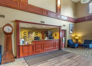 Comfort Inn & Suites Rapid City South - Mt. Rushmore Gateway hotel thumbnail 2