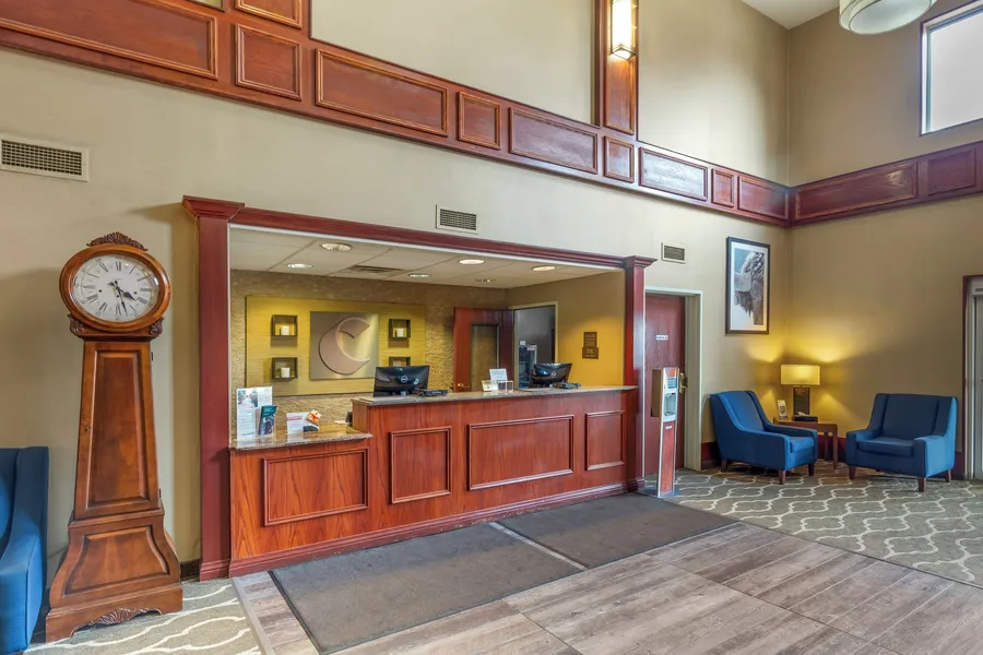 Comfort Inn & Suites Rapid City South - Mt. Rushmore Gateway hotel detail image 2