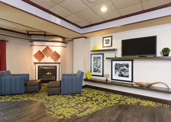 Hampton Inn Mt. Pleasant hotel thumbnail 2