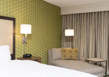 Hampton Inn Mt. Pleasant hotel thumbnail 6