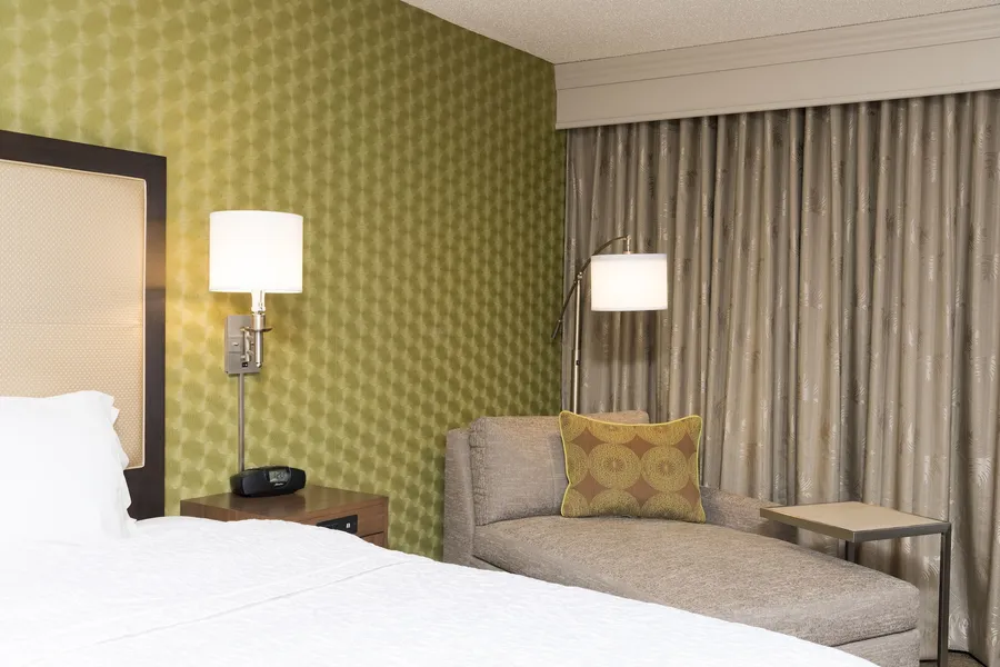 Hampton Inn Mt. Pleasant hotel detail image 6