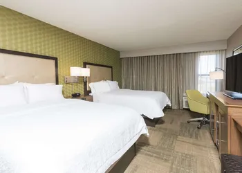 Hampton Inn Mt. Pleasant hotel thumbnail 7