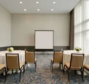 Embassy Suites by Hilton Boston Waltham hotel detail image 7