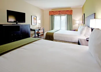 Holiday Inn Express & Suites Clemson by IHG hotel thumbnail 4