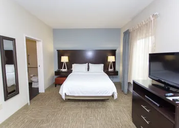Staybridge Suites Bowling Green by IHG hotel thumbnail 6