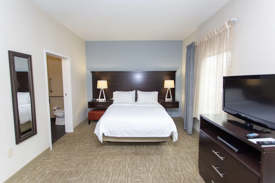 Staybridge Suites Bowling Green by IHG hotel detail image 6