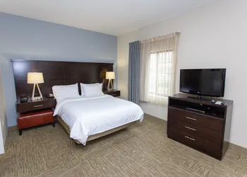 Staybridge Suites Bowling Green by IHG hotel thumbnail 7