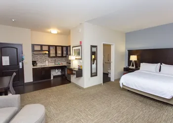 Staybridge Suites Bowling Green by IHG hotel thumbnail 8