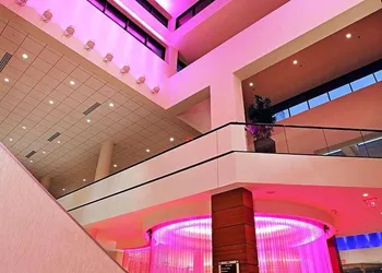 Radisson Plaza Hotel at Kalamazoo Center hotel thumbnail 2