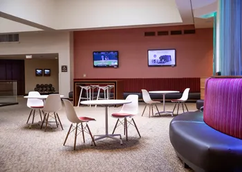 Radisson Plaza Hotel at Kalamazoo Center hotel thumbnail 5