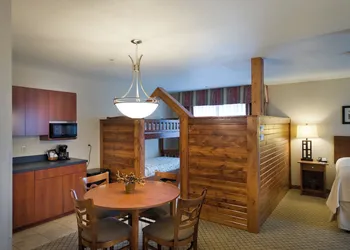 Holiday Inn Purdue - Fort Wayne by IHG hotel thumbnail 3