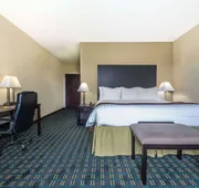 Days Inn & Suites by Wyndham Mineral Wells hotel detail image 7