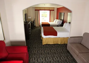Holiday Inn Express Sumter by IHG hotel thumbnail 3