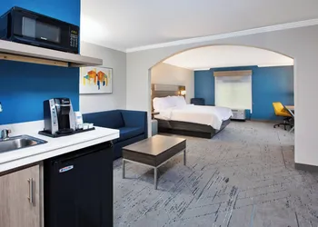 Holiday Inn Express Sumter by IHG hotel thumbnail 7