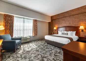 Maine Evergreen Hotel, an Ascend Collection Hotel hotel thumbnail 7