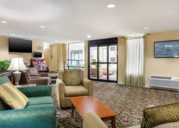 Best Western Rockland hotel thumbnail 3
