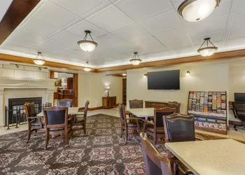 Best Western Plus Greenwell Inn hotel thumbnail 3