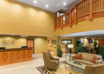 Wingate by Wyndham Dayton - Fairborn hotel thumbnail 2