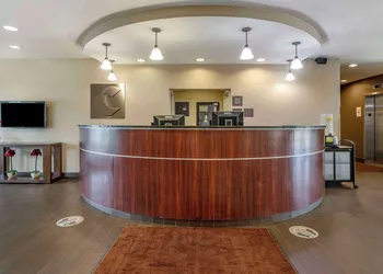 Comfort Suites Coralville I-80 hotel thumbnail 2