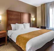 Comfort Suites Coralville I-80 hotel detail image 7