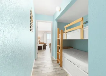 Summit Beach Resort by Resort Collection hotel thumbnail 4