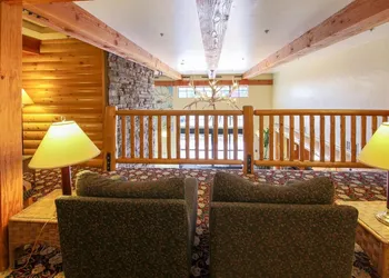 Murphys Suites hotel thumbnail 4