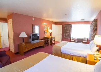 Murphys Suites hotel thumbnail 8