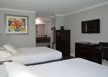 Fairview Inn and Suites hotel thumbnail 4