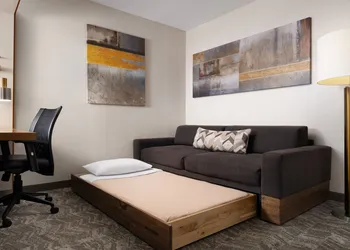 SpringHill Suites by Marriott Indianapolis Downtown hotel thumbnail 4
