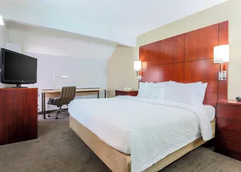 Residence Inn By Marriott Chicago Deerfield hotel thumbnail 7