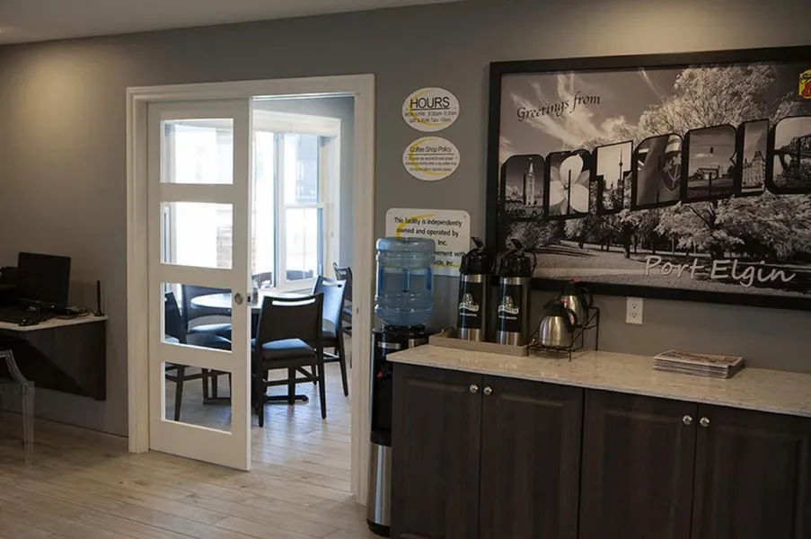 Super 8 by Wyndham Port Elgin hotel detail image 2