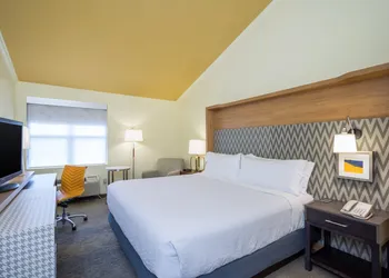 Holiday Inn Hyannis by IHG hotel thumbnail 5