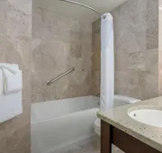 Holiday Inn Hyannis by IHG hotel detail image 7