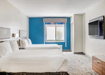 Holiday Inn Express Hotel & Suites Saint Augustine North by IHG hotel thumbnail 8