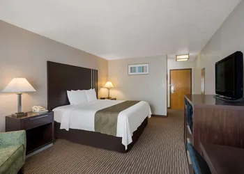 Quality Inn Richfield I-70 hotel thumbnail 8