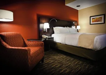 Pearl Street Hotel & Suites hotel thumbnail 2