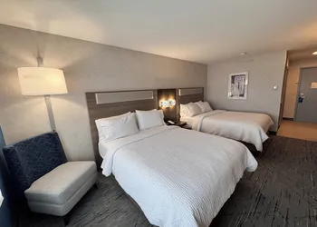 Holiday Inn Express & Suites Dewitt (Syracuse) by IHG hotel thumbnail 4