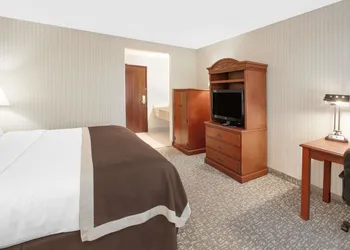 Baymont by Wyndham Jackson hotel thumbnail 7