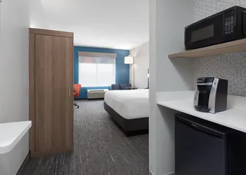 Holiday Inn Express Hotel & Suites DuBois by IHG hotel thumbnail 5