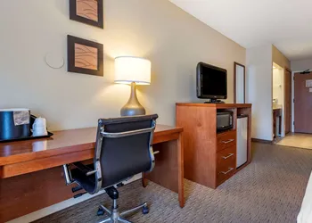 Comfort Inn & Suites Black River Falls I-94 hotel thumbnail 6