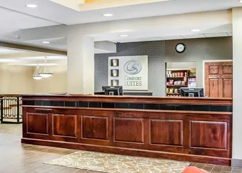 Comfort Suites Downtown Carlisle hotel thumbnail 4