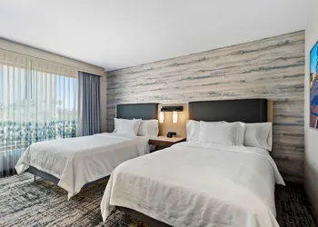 Embassy Suites by Hilton Anaheim South hotel thumbnail 7