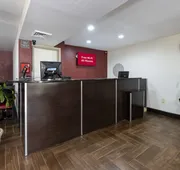 Red Roof Inn Raleigh North-Crabtree Mall/Lenovo Center hotel detail image 4