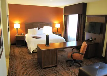 Hampton Inn & Suites Jamestown, ND hotel thumbnail 6