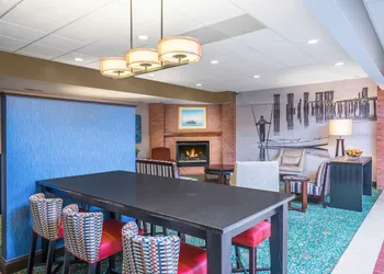 Holiday Inn Express Cambridge by IHG hotel thumbnail 2