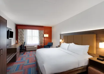 Holiday Inn Express Cambridge by IHG hotel thumbnail 4