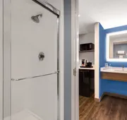 Holiday Inn Express Cambridge by IHG hotel detail image 7